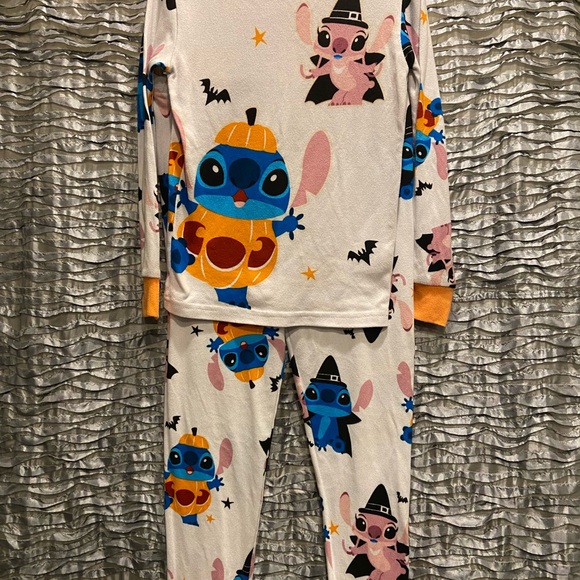 Disney Other - Kids Halloween Stitch Pajama Set with Stitch print Size 8